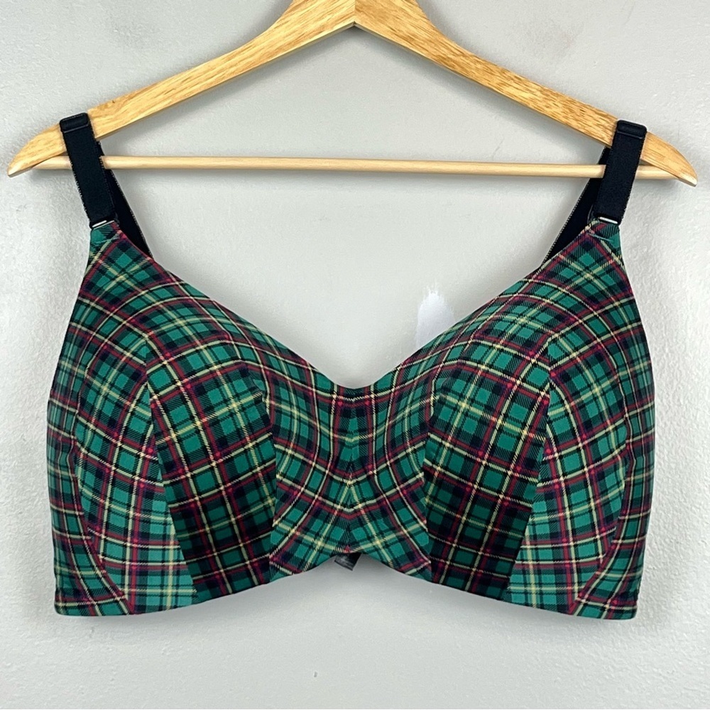 Torrid green tartan plaid full coverage adjustable strap bra, 40DDD.